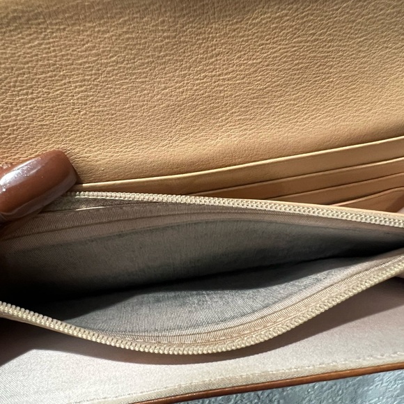 Christian Dior Vintage wallet in great condition! - Picture 9 of 12